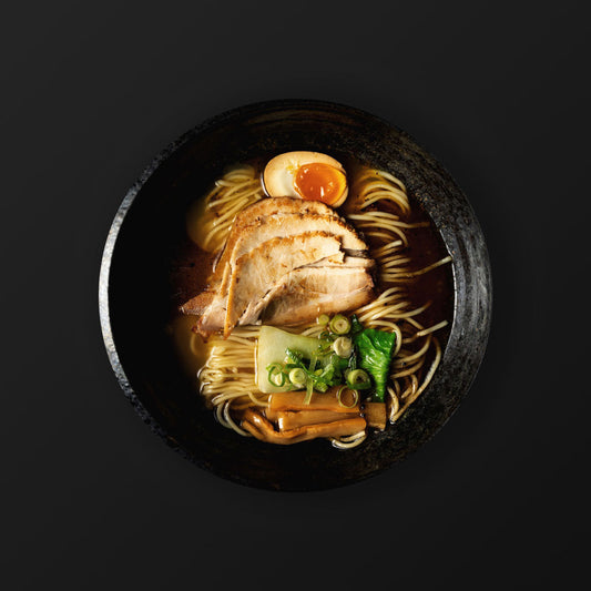Shoyu Ramen - Porc braisé - Saveur d'ail noir ♥️